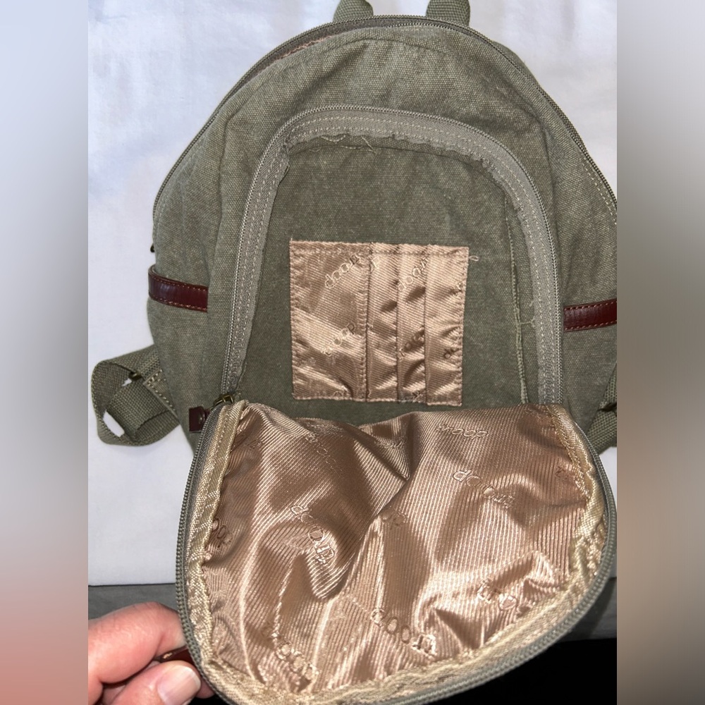 Troop London Classic Canvas Backpack - Small - Picture 3 of 5